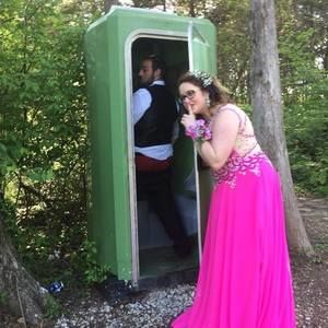 Meet your Posher, Ariana